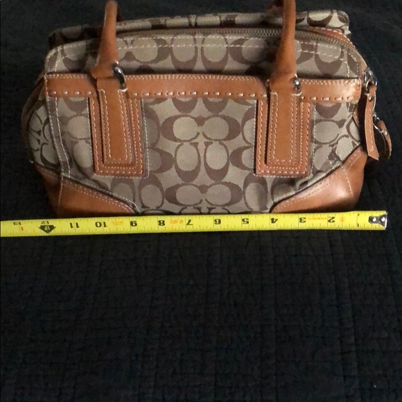 VGUC Coach purse - Picture 8 of 8